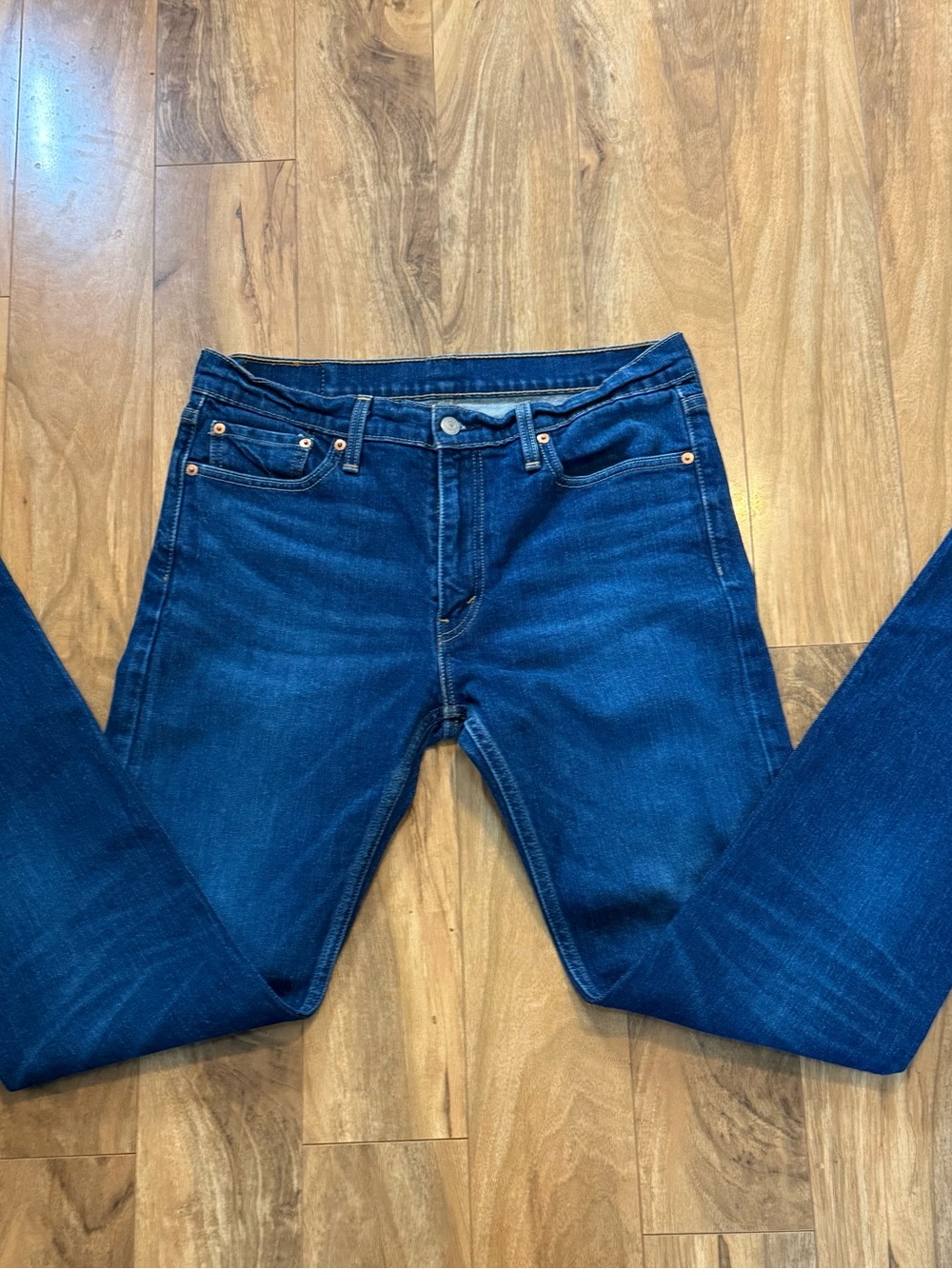 Levi's Men's Straight Leg Jeans in Dark Blue Denim